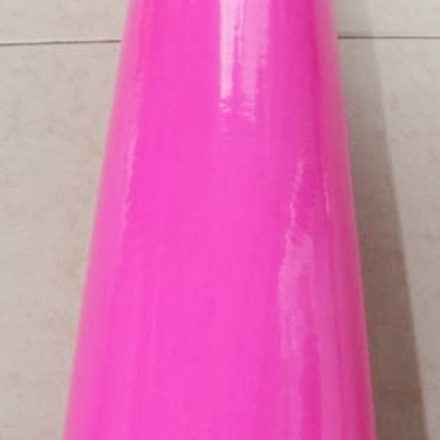 粉红色阻燃光面包管