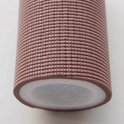 咖啡色老款玉米包管